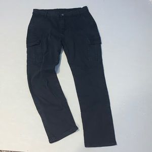 Like new Mens black Cargo jeans (size large)